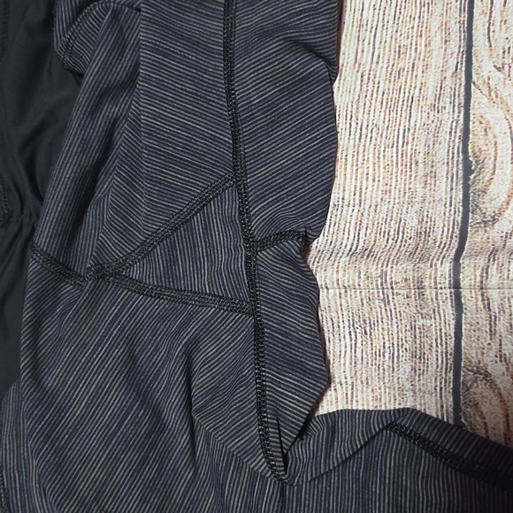 Lululemon Run Crop size 6 15" - Picture 10 of 12
